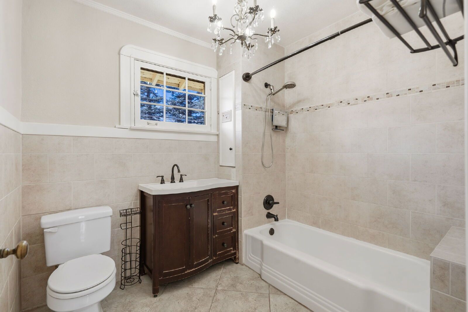 Rare Rental in Old North End with Private Yard & Garage property image